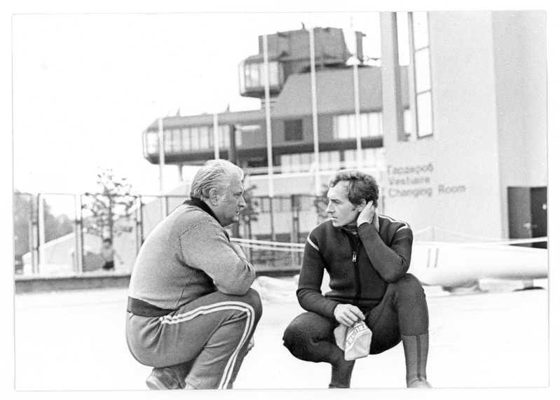 XXII Moskva suveolümpiamängude purjeregatt Tallinnas 1980, treener A. Tšutšelov A. Zõbiniga vestlemas