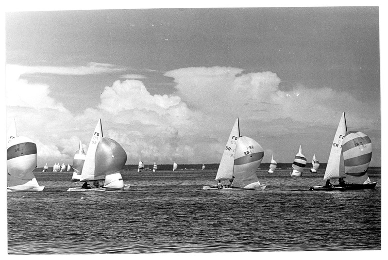 XXII Moskva suveolümpiamängude purjeregatt Tallinnas 1980, purjeklass "Lendav hollandlane" jahid merel