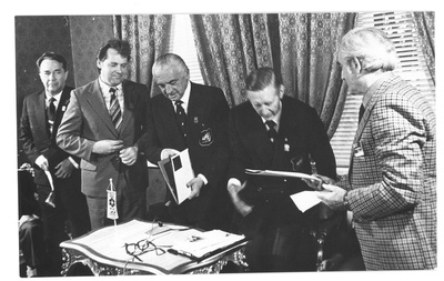 IYRU olümpiakongress Tallinnas 26. juulil 1980,  IYRU president Beppe Croce ja Andrei Kislov  similar photo