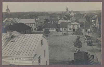 foto albumis, Viljandi, turuplats, Lossi tn, Kauba tn veetornist, u 1925, foto J. Riet  duplicate photo