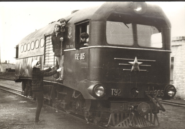 foto, ekskursioon Türi depoos 1970.a.
