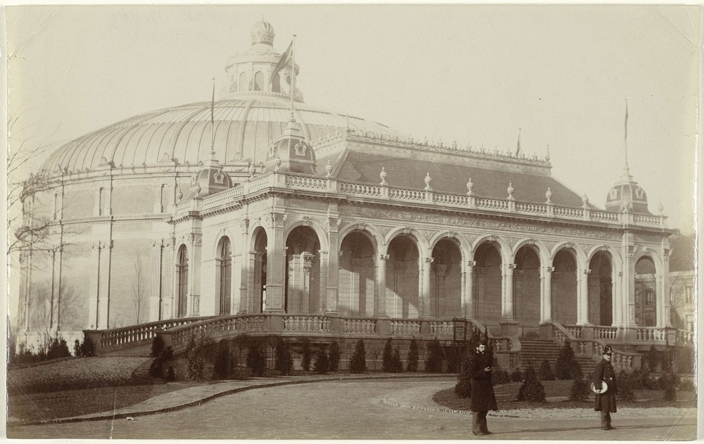 Paviljoen in een park in Amsterdam