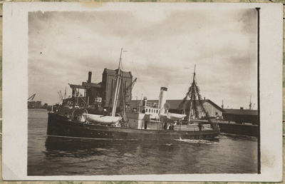 Aurulaev "Lood" Tallinna sadamas  duplicate photo