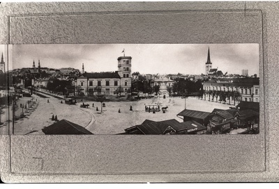 Tallinna vaade idast, esiplaanil Vene turg, 20. sajandi algus.  duplicate photo
