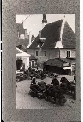 Raekoja plats Vaekojaga, 20. sajandi algus.  duplicate photo