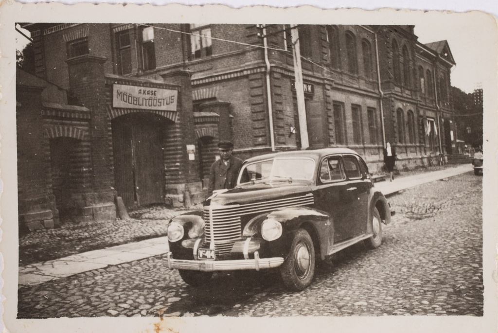 Tisler Kase töötuba Lossi tänaval, Põltsamaal, 1939