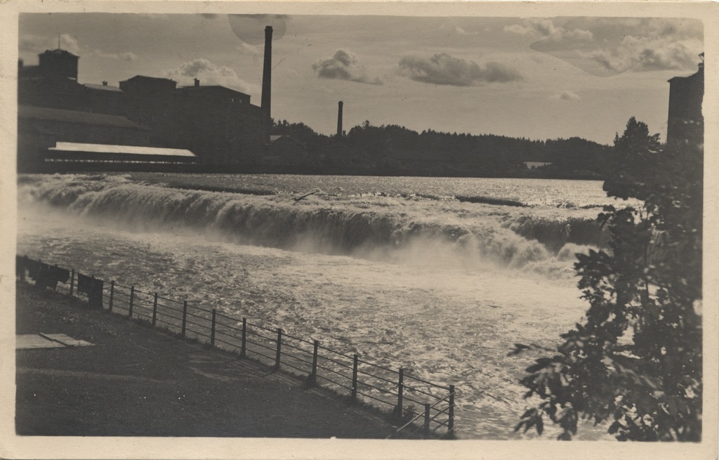 Estonia : Narva big juga = d. gr. Narvefall