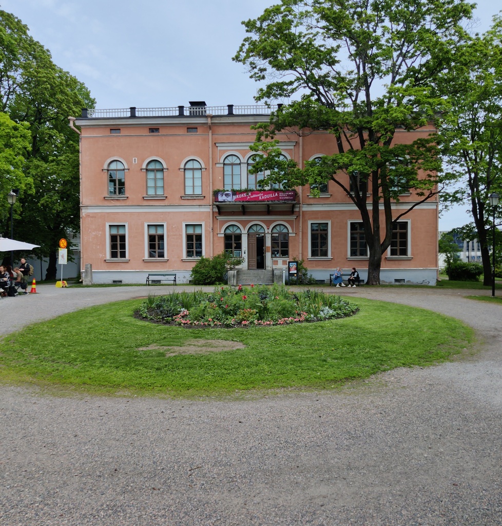 Hakasalmen huvila, Karamzininkatu 2 (=Karamzininranta ). Helsingin kaupunginmuseo. Arkkitehti E. B. Lohrmann, valmisrunut 1843. rephoto