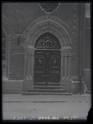 Tallinn, endine Scheeli panga maja portaal.  similar photo