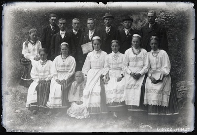 Hiiu Keina segakoor Haapsalu laulupeol 1896. aastal.  duplicate photo