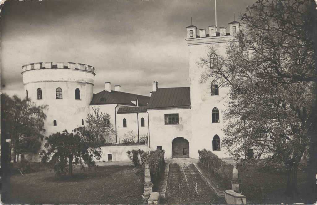 [coluvere Castle]