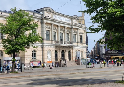 Vanha ylioppilastalo Mannerheimintien varrella, arkkitehti Axel Hampus Dalström 1870. rephoto