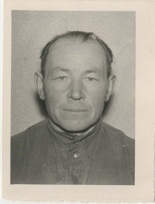 Foto. Tõnissaar, Aluste kolhoosi brigadir.