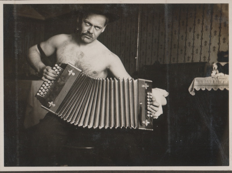 Album. Perekond Leps Pärnus. 1932.a.