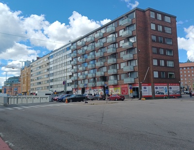 Sörnäisten Rantatie 7, 5, 3, 1. Tyhjä tontti numerossa 7. rephoto