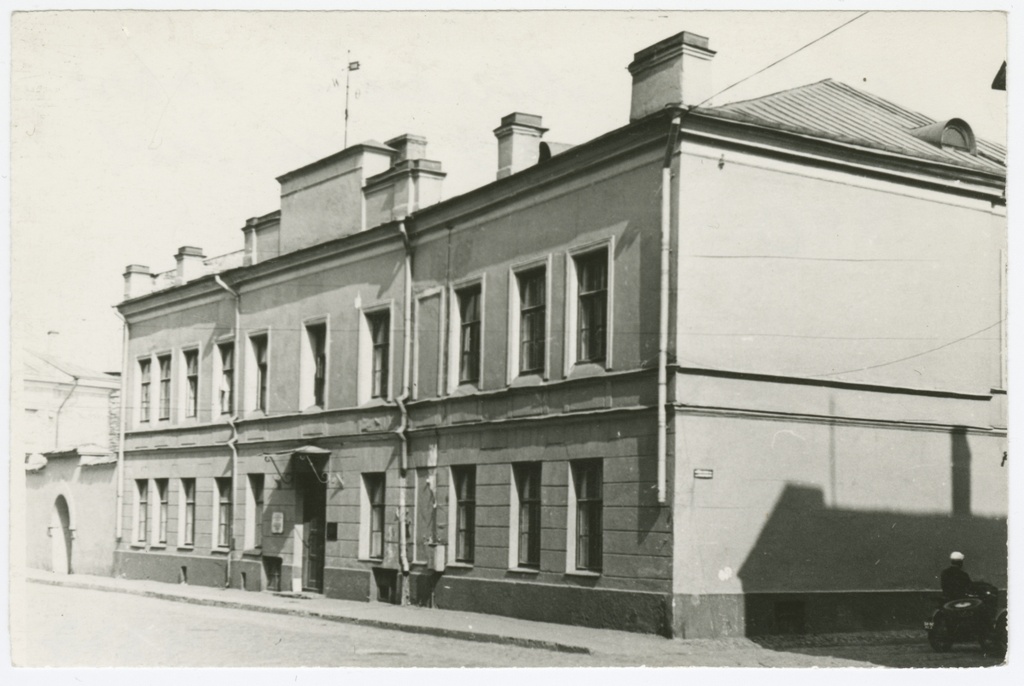 Tallinna Merekooli hoone aastatel 1940 - 1944