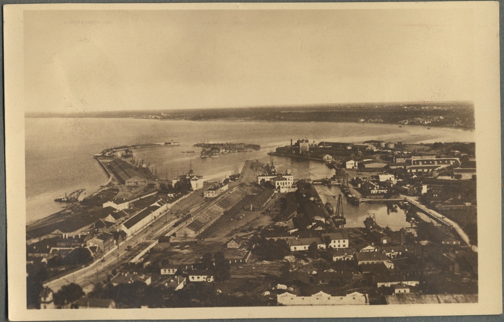 Vaade Tallinna sadamale