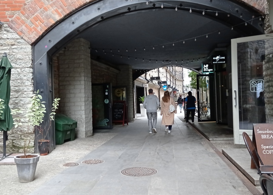 Rotermanni kvartal, tehase sisehoov, vaade lõuna suunas. rephoto