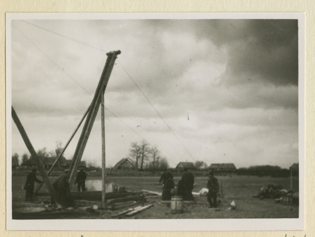 Emmaste alumise tuletorni ehitus, rammi sõrestikraami püstitamine