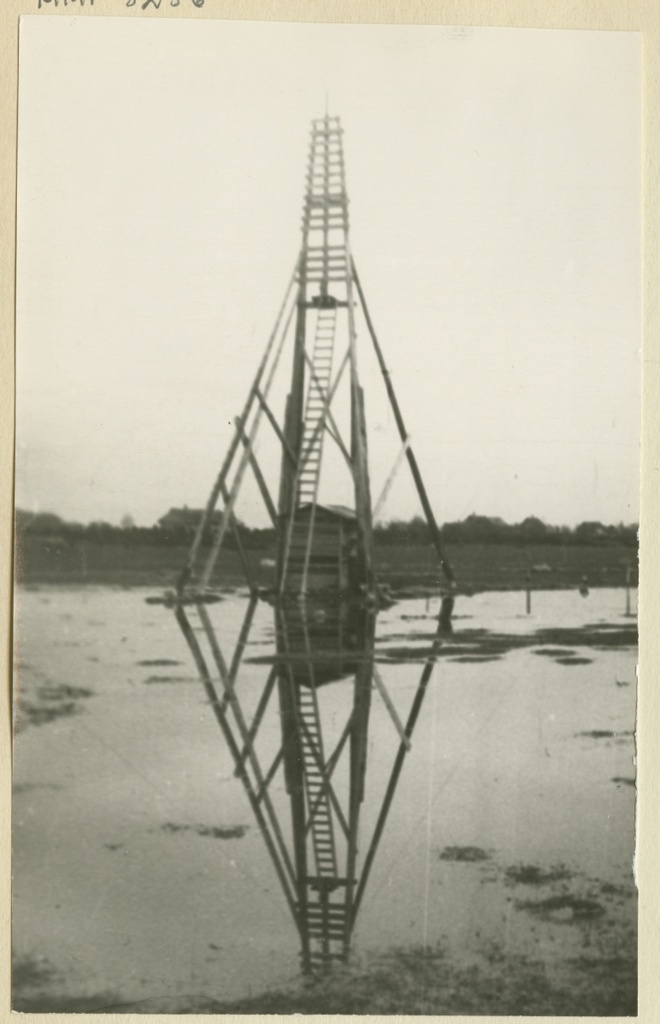 Emmaste vana navigatsioonimärk