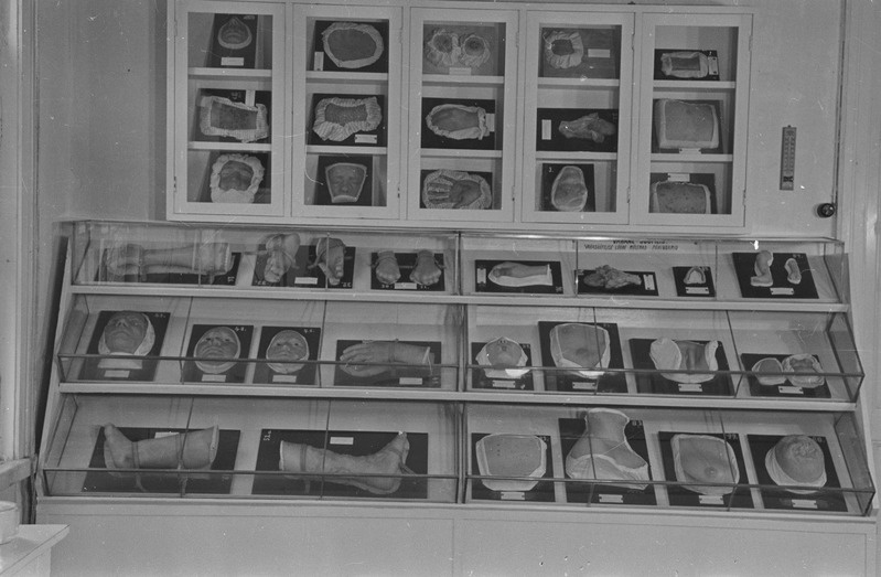 Veneroloogia praktikum Tartu ülikoolis. Dr. Ludmilla Nurmand(?). 1951. a.