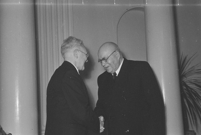 Professor Johannes Piiperi 75. juubeli aktus 1957. a.  similar photo