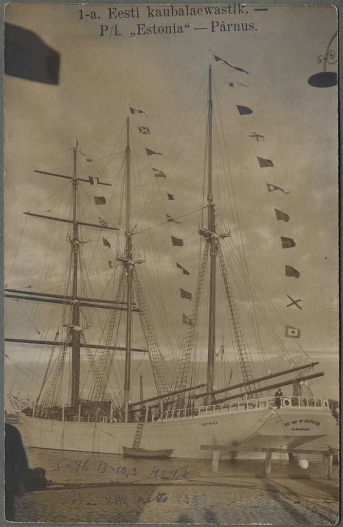 Purjelaev "Estonia"  Pärnu sadamas