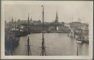 Tallinna sadam  duplicate photo