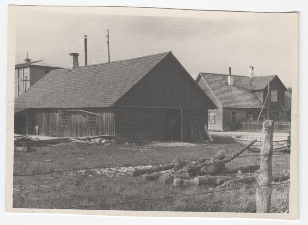 Saare Tööstuskombinaadi paadiehitustöökoda Leisis