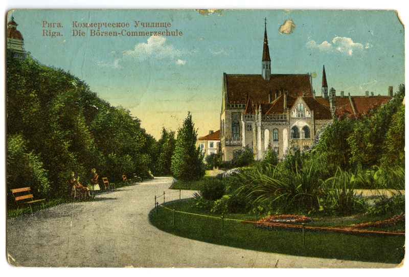 Riia Kommertskooli hoone ja park