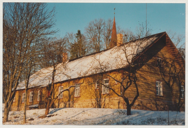 Foto vaatega Palamuse muuseumile