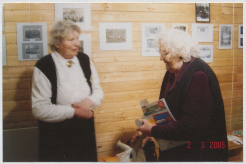 Foto "H. Kaevali näituse avamine Palamuse muuseumis",I.  02.03.2005