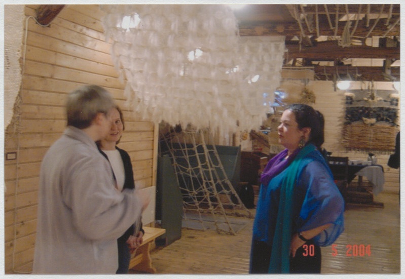 Foto "A. Lifflländeri vaibanäituselt", 30.05.2004