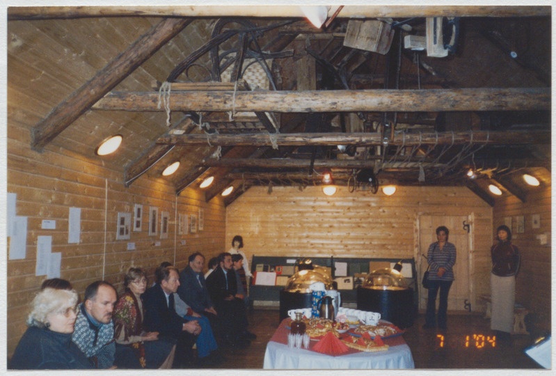 Värvifoto "Tulmenäitus, 07.01.2004" I