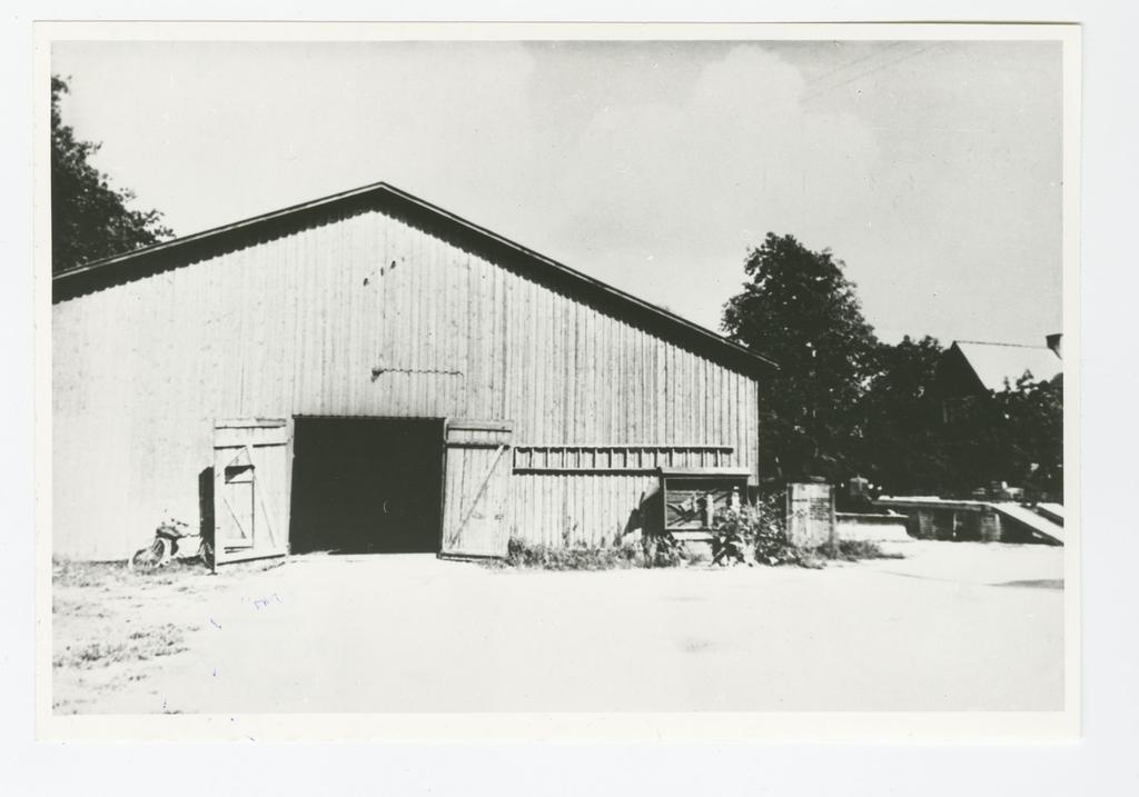 Haapsalu kalakombinaadi garaaž