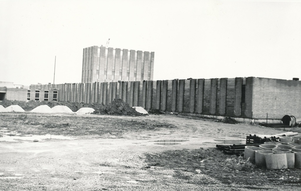Foto. Ehitatav Võru Leivakombinaat 1981.a.