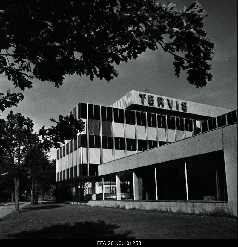 Kolhoosidevahelise sanatooriumi "Tervis" peahoone.