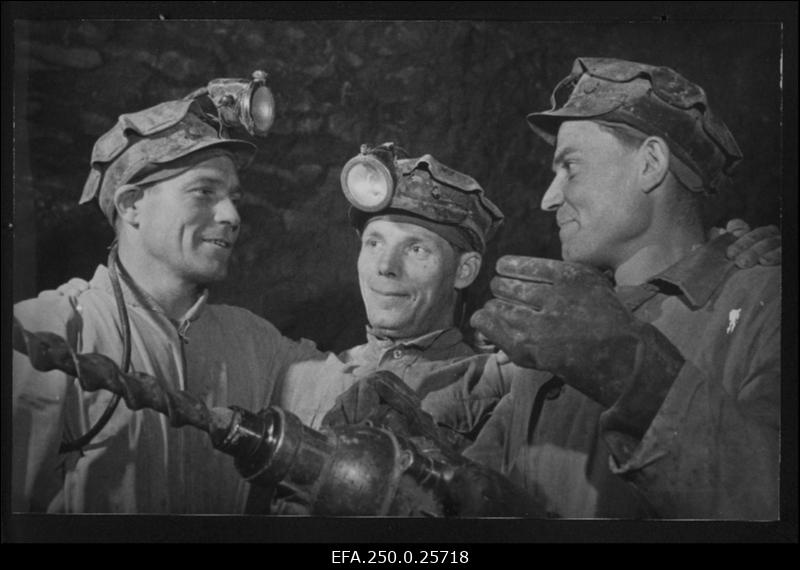 Trusti Eesti Põlevkivi Käva kaevanduse läbindajad (vasakult) Ülo Samblik, Harry Timmer ja Uno Tõnnov.