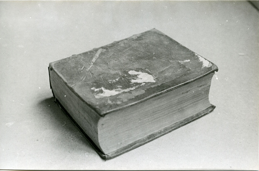 Kuressaare Laurentiuse kirik, Taaveti laulud, saksakeelne