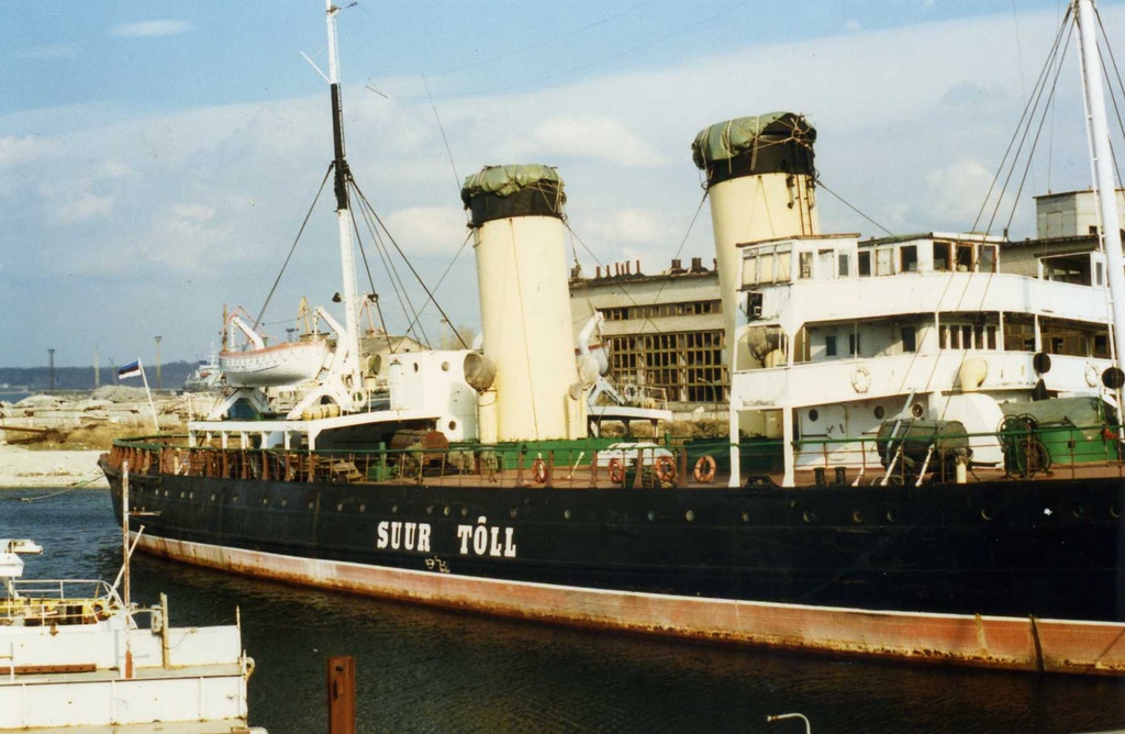 Suur Tõll Port of Tallinn May 1996 - Pre-World War I  icebreaker &lt;a rel="nofollow"&gt; which was returned to Estonia in 1988 and is now part of the Eesti Meremuuseum.&lt;/a&gt;, the Estonian Maritime Museum. Built in 1914 in the Vulkan-Werke in Stettin , Germany (now Szczecin)  as the  Tsar Mikhail Feodorovich