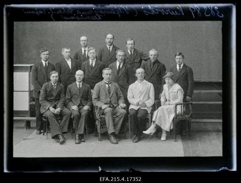 Viljandimaa tehnilise rajooni teenijad, (foto tellija Kurvits).