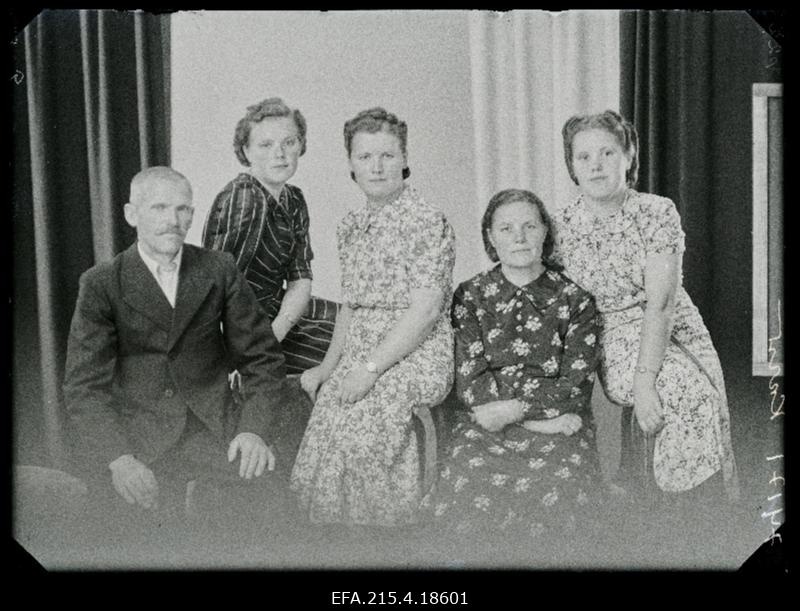 Juhan Korv perega Kaarlist.