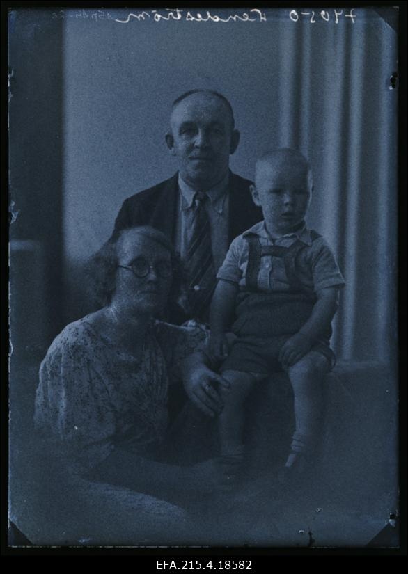 Perekond Vendeström.