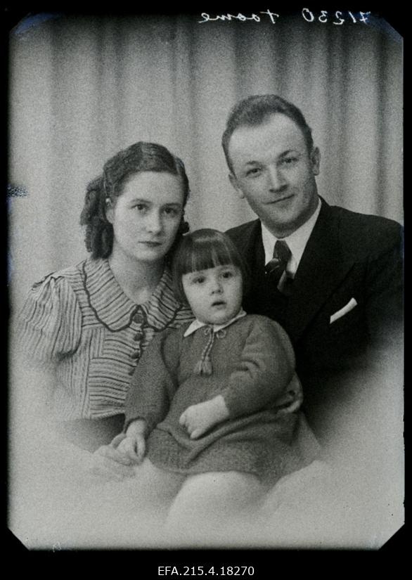 Perekond Toome Kärust.