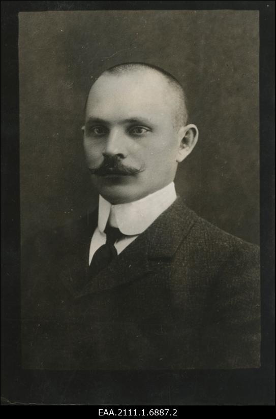 Ferdinand Wilhelm Gustel (Rajavere), kooliõpetaja, põllumees ja seltskonnategelane Vändras, portreefoto