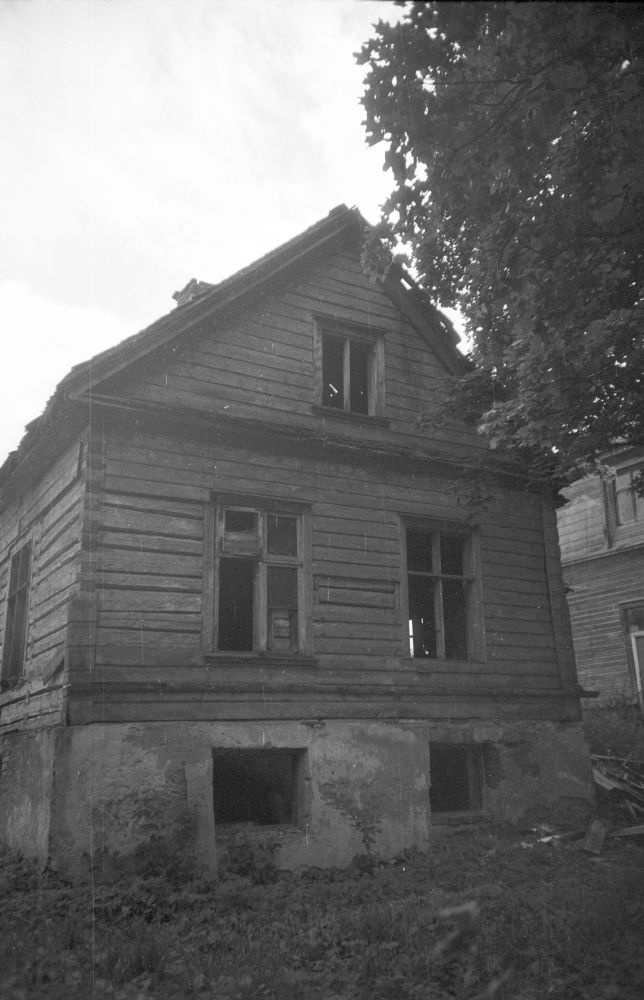 Arbavere mõisa kavaleridemaja