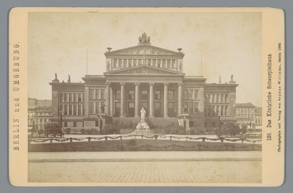 Gezicht op het Konzerthaus Berlin, Berlin und Umgebung, Das Konigliche Schauspielhaus