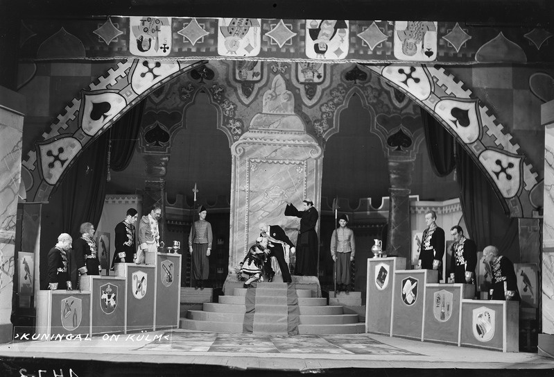 Kuningal on külm, Eesti Draamateater, 1936