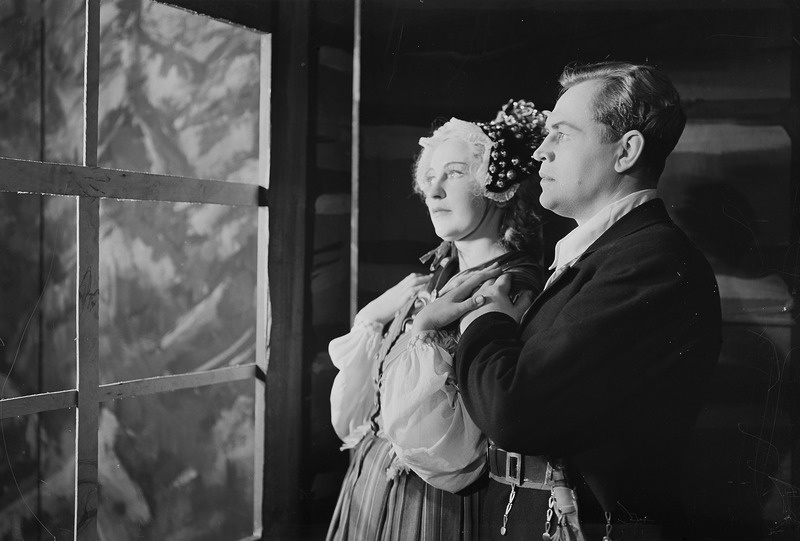 Laul tulipunasest lillest, Eesti Draamateater, 1938