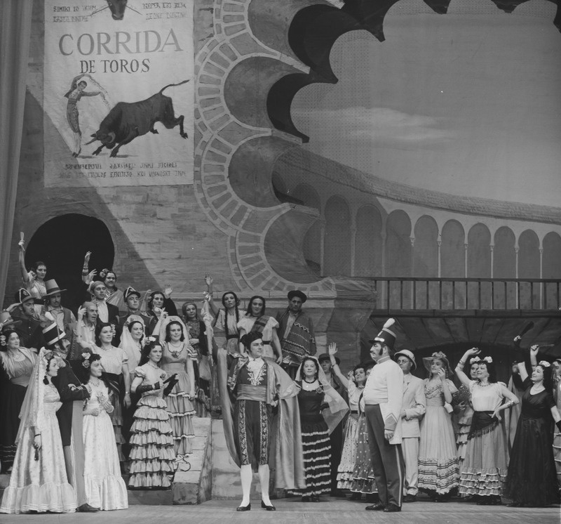 Carmen, Teater Estonia, 1955, osades: Escamillo – Georg Ots
